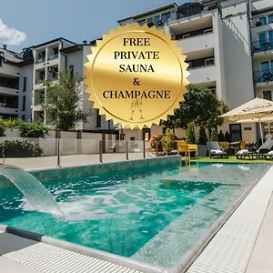 4* Otel Auris